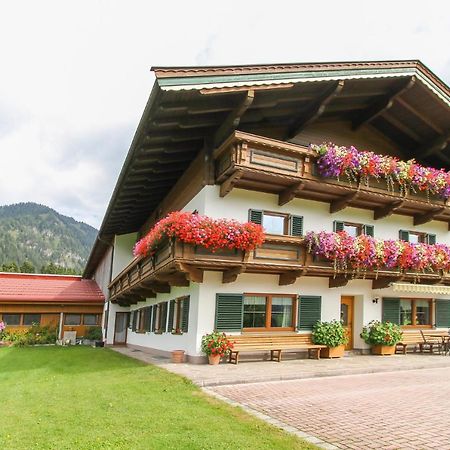 瓦德林Schneiderbauer住宿加早餐旅馆 外观 照片