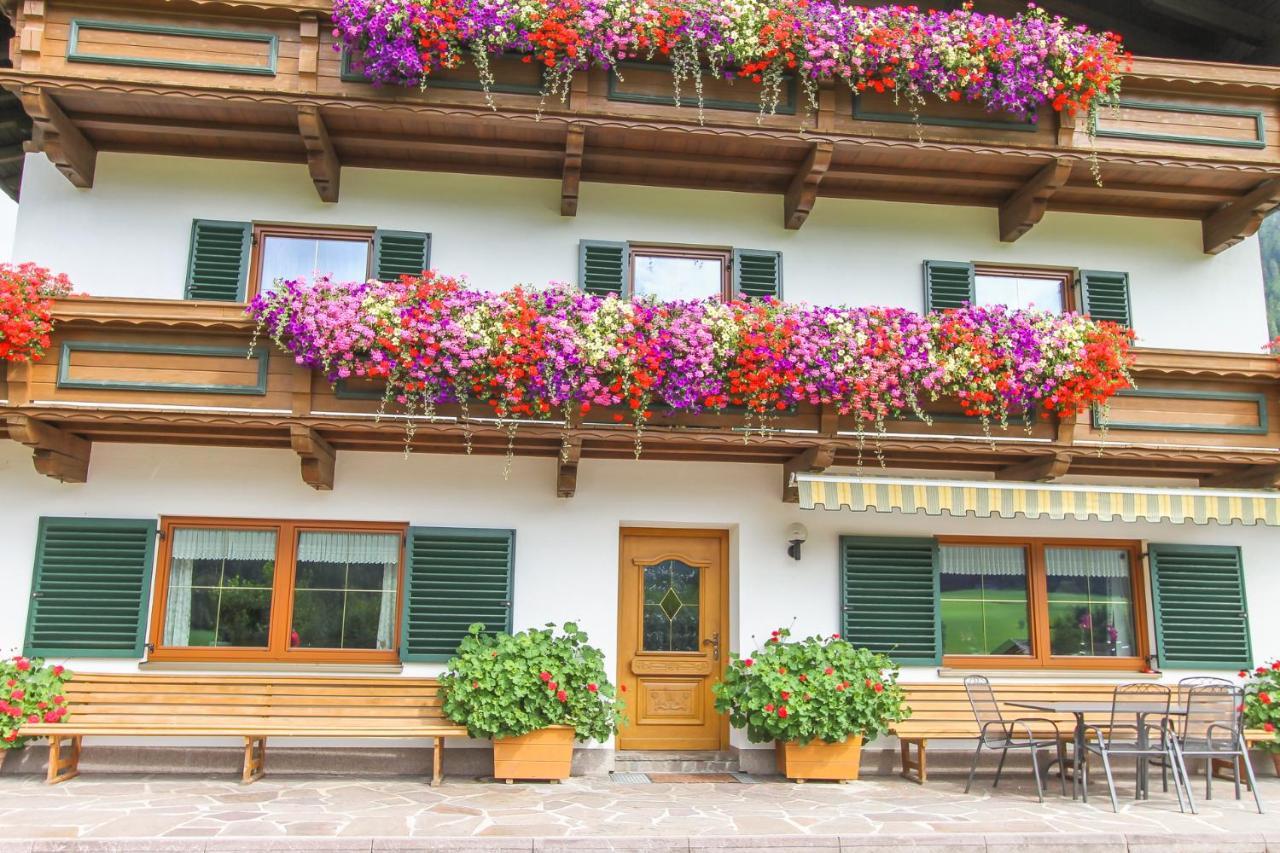 瓦德林Schneiderbauer住宿加早餐旅馆 外观 照片