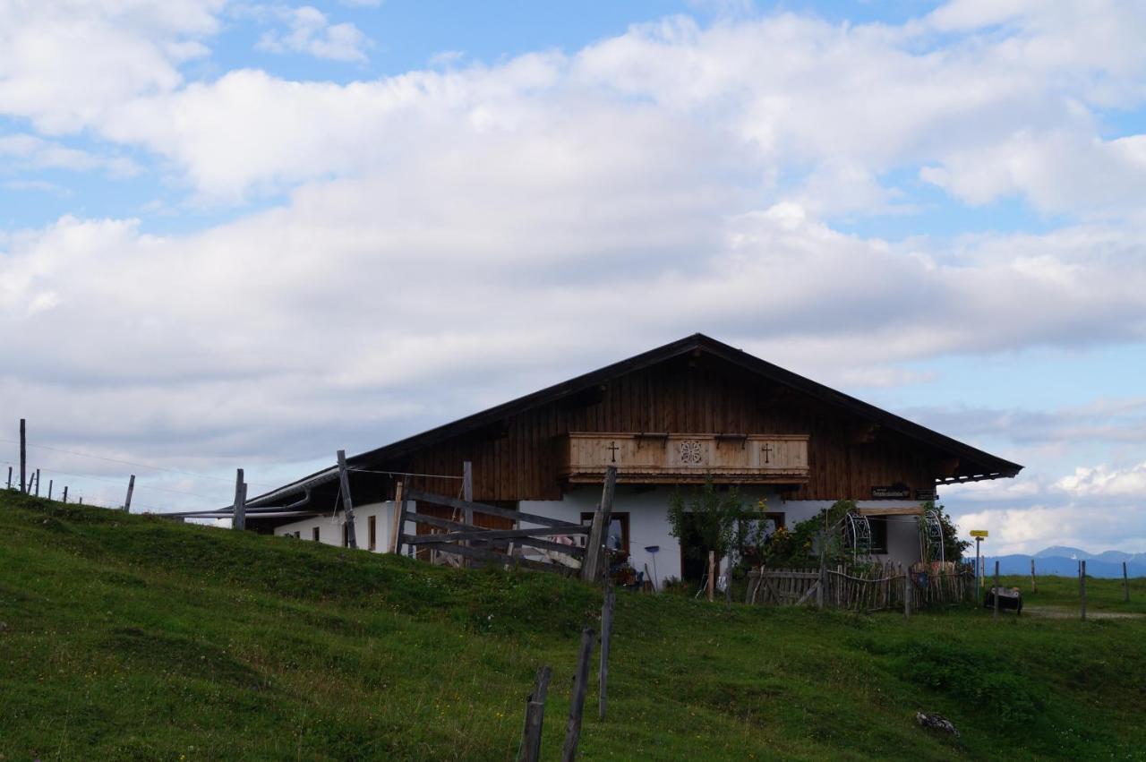 瓦德林Schneiderbauer住宿加早餐旅馆 外观 照片